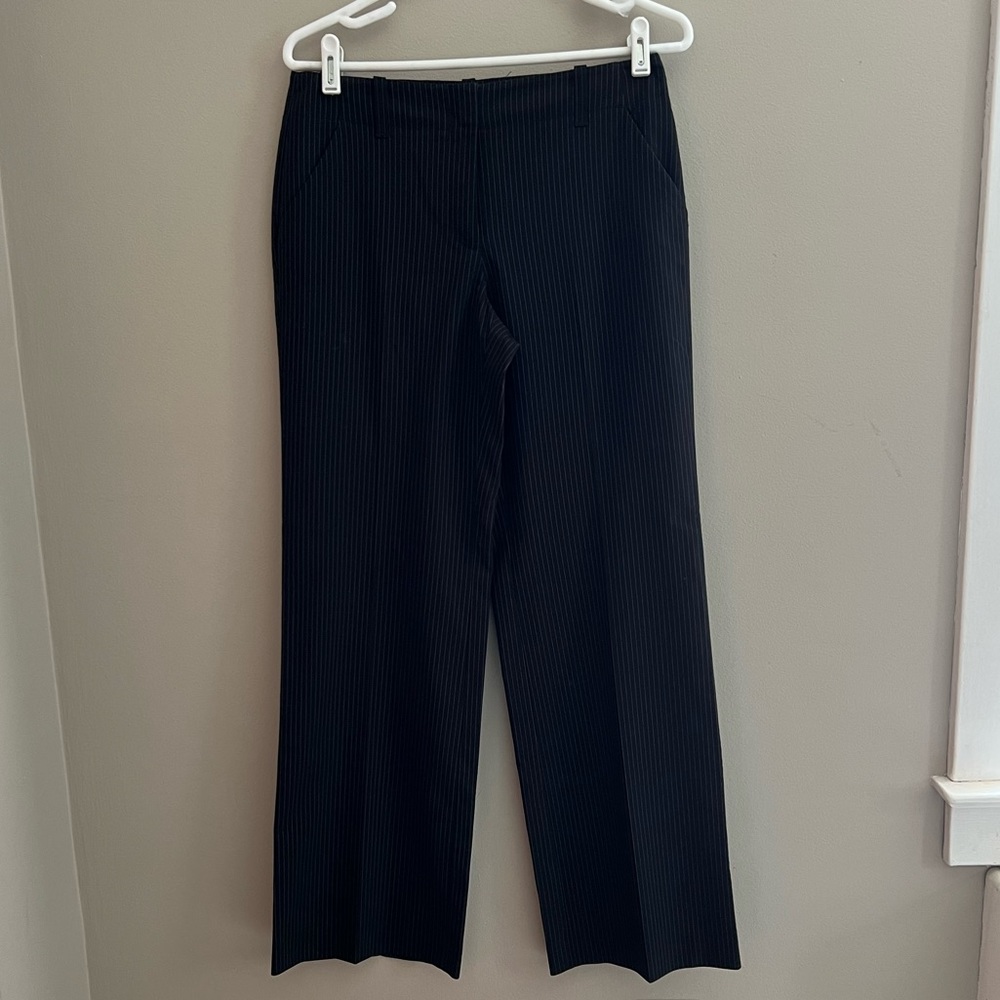 New York & Co. Pin Stripe Career Pants, Size 2 (I think)